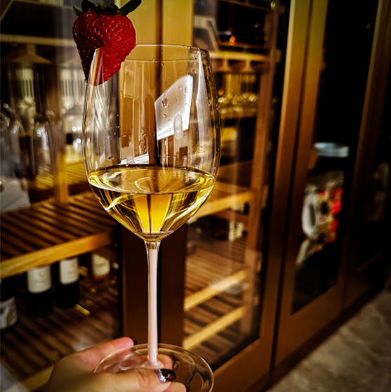 Perfect Pink Stem Wine Glasses Series