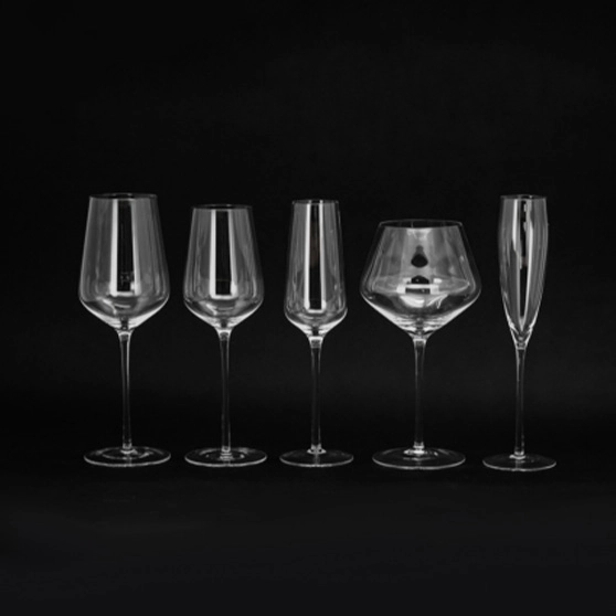 The “”Sober Curious”” Movement: How the Jazz Series Elevates the Presentation of Alcohol-Free Spirits