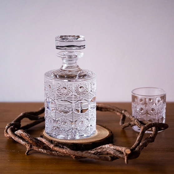 Why Lightweight Luxury is the Defining Whisky Packaging Trend of 2026